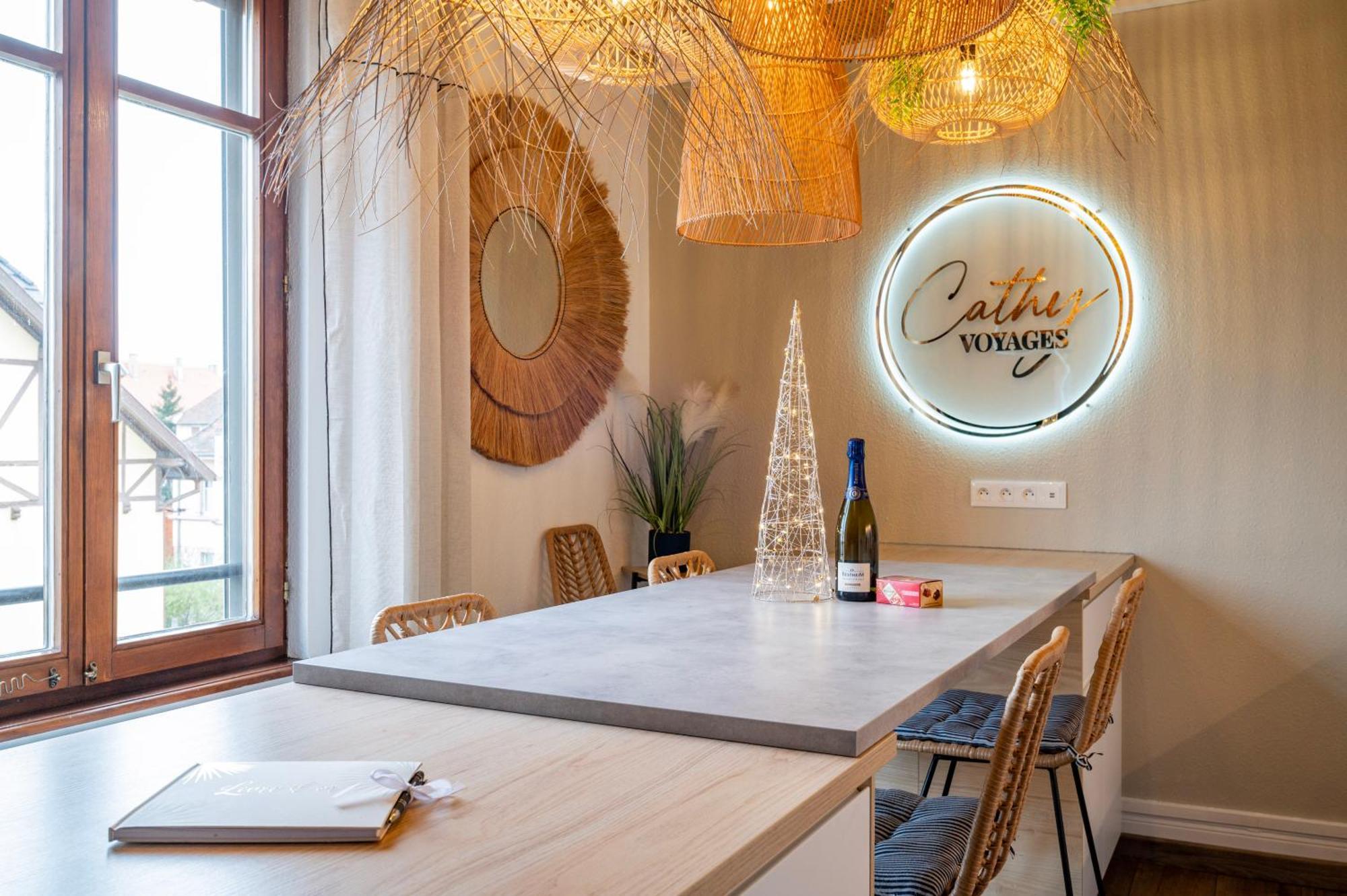 Lit Rond Tres Grand Et Confortable - Garage Possible Ou Parking Gratuit Rue - Gare 2 Min Et Ville 4 Min En Tram - Ciel Etoile - Netflix Videoprojecteur - Luxe Et Evasion Страсбург Экстерьер фото